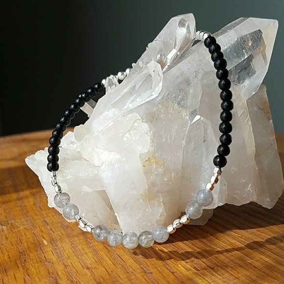 Handmade by me Jewelry - Handmade Labradorite and Onyx bracelet